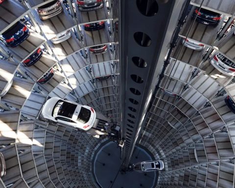Los aparcamientos robotizados son tendencia de futuro. 14